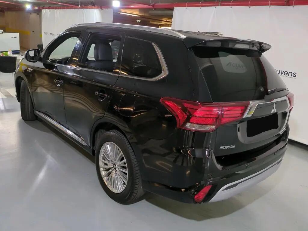 mitsubishi-outlander-2020-hibrido-a-gasolina-2360cc