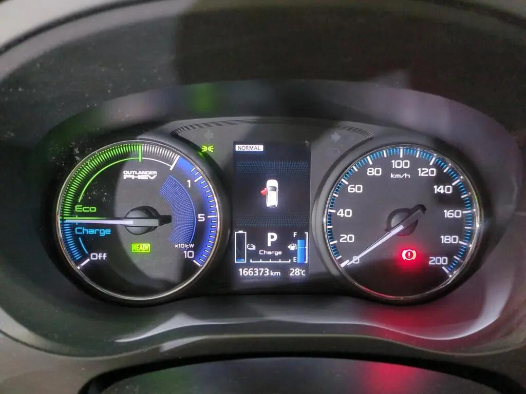 mitsubishi-outlander-2020-hibrido-a-gasolina-2360cc