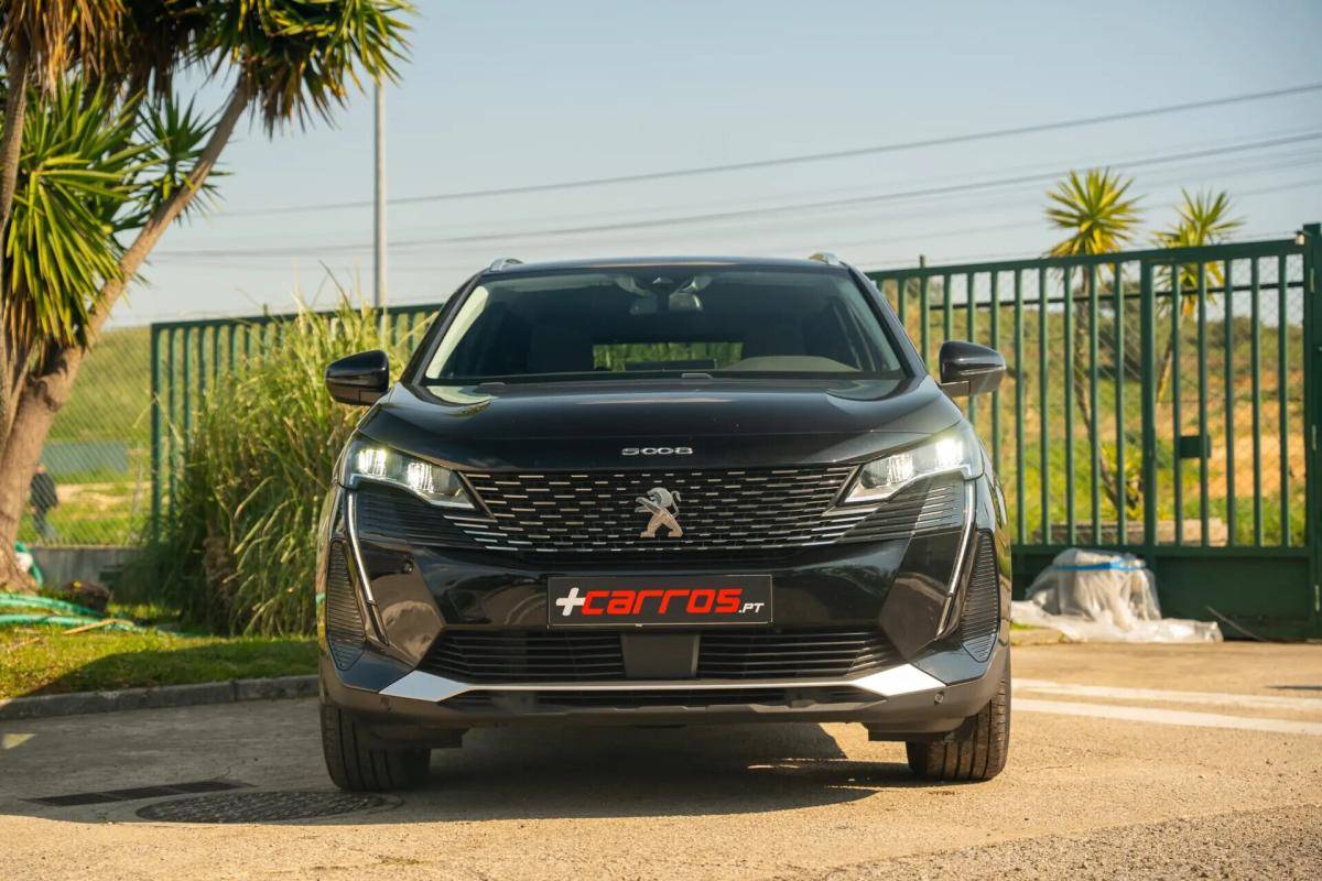 peugeot-5008-2022-diesel-1499cc