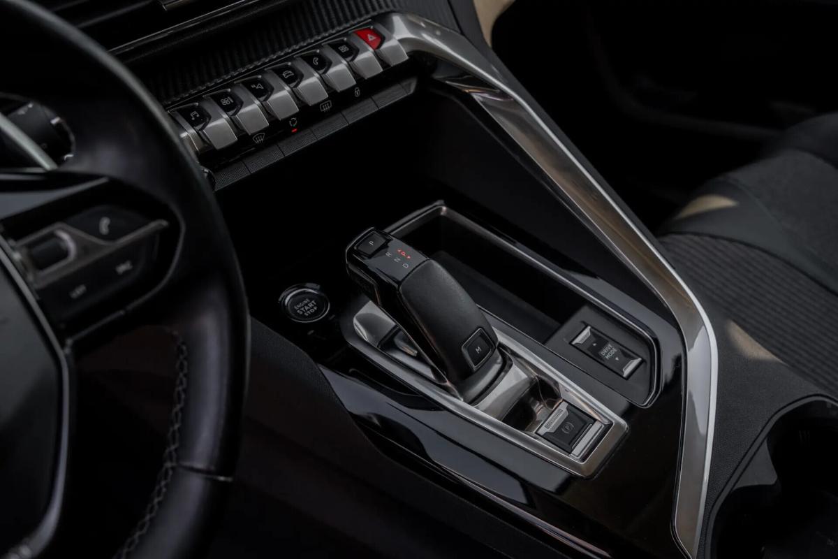 peugeot-5008-2022-diesel-1499cc