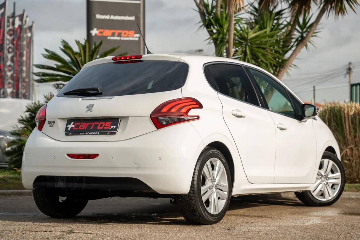 peugeot-208-2019-gasolina-1199cc
