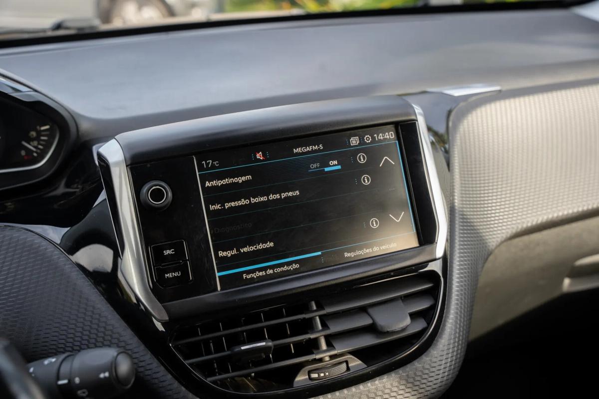peugeot-208-2019-gasolina-1199cc