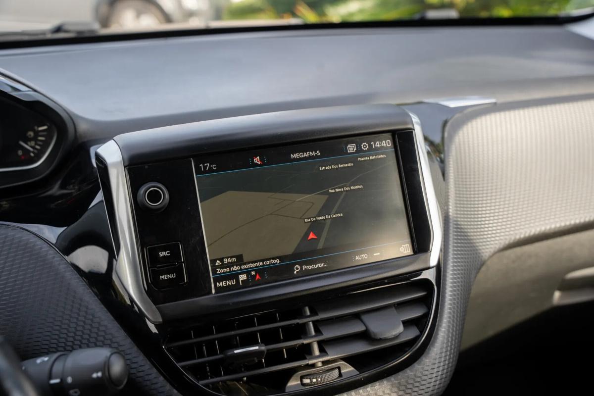 peugeot-208-2019-gasolina-1199cc