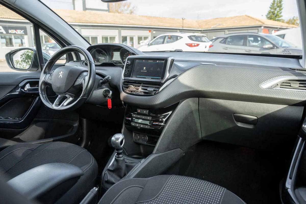 peugeot-208-2019-gasolina-1199cc