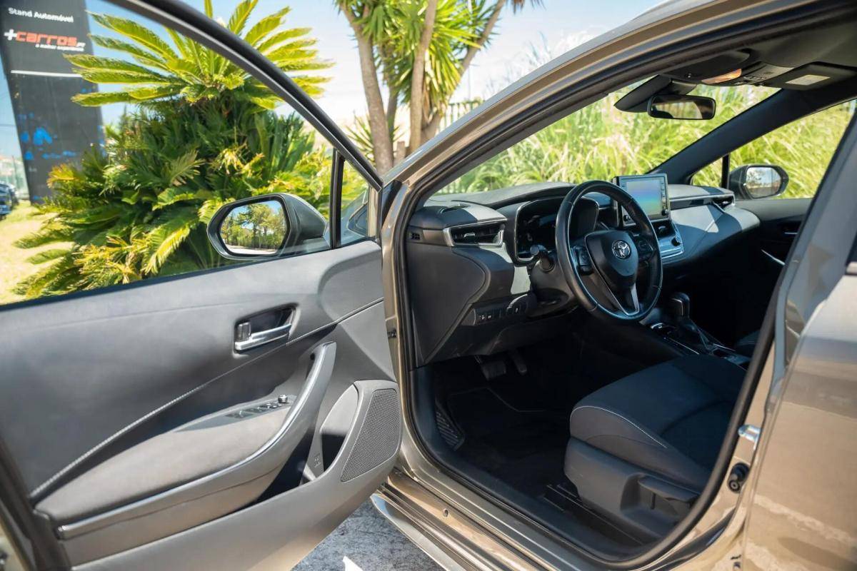 toyota-corolla-sw-2021-hibrido-a-gasolina-1798cc