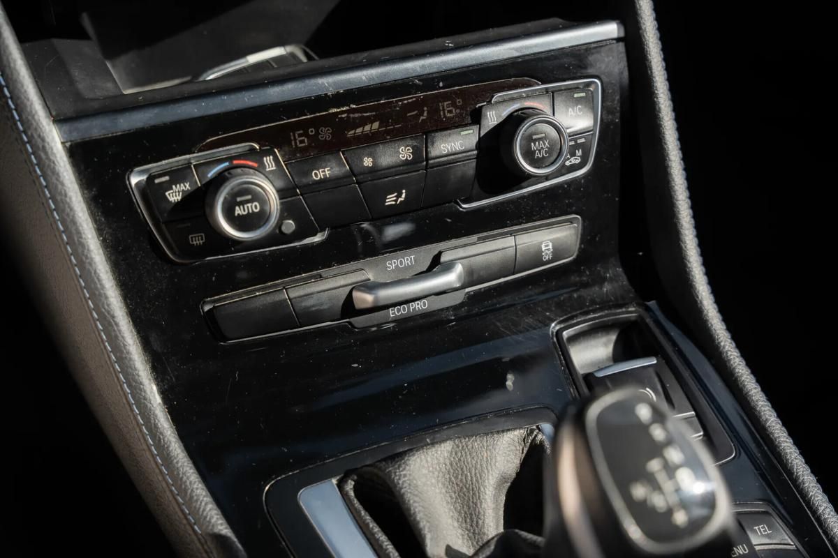 bmw-serie-2-218d-active-tourer-2015-diesel-1995cc