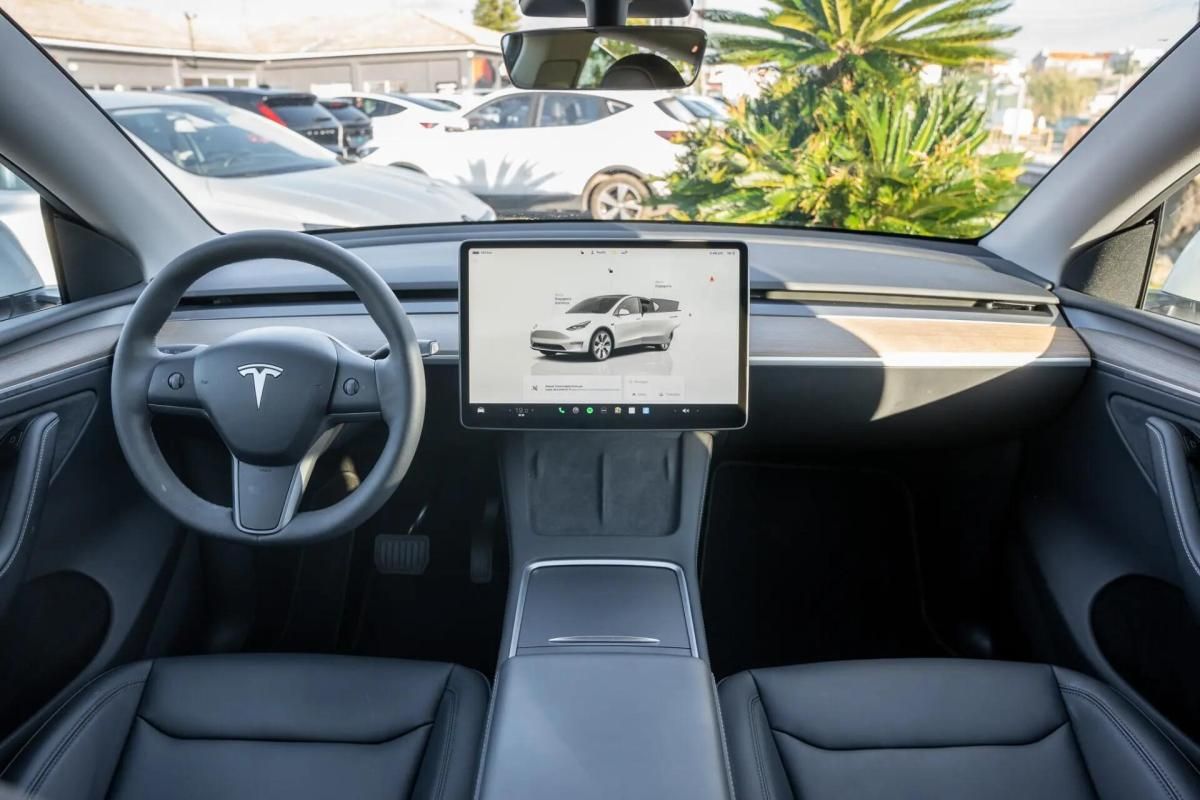 tesla-model-y-2023-eletrico-0cc