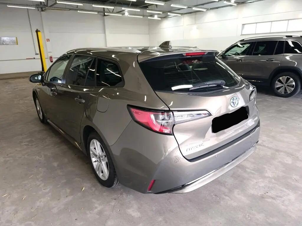 toyota-corolla-sw-2022-hibrido-a-gasolina-1798cc