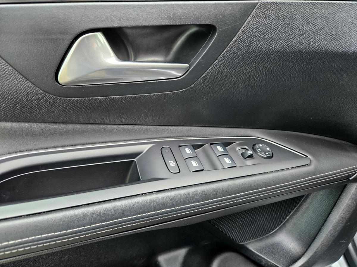 peugeot-3008-1-5-bluehdi-2020-diesel-1499cc