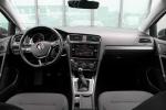 volkswagen-golf-variant-1-6-tdi-2017-diesel-1600cc