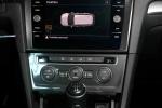 volkswagen-golf-variant-1-6-tdi-2017-diesel-1600cc
