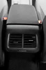 volkswagen-golf-variant-1-6-tdi-2017-diesel-1600cc