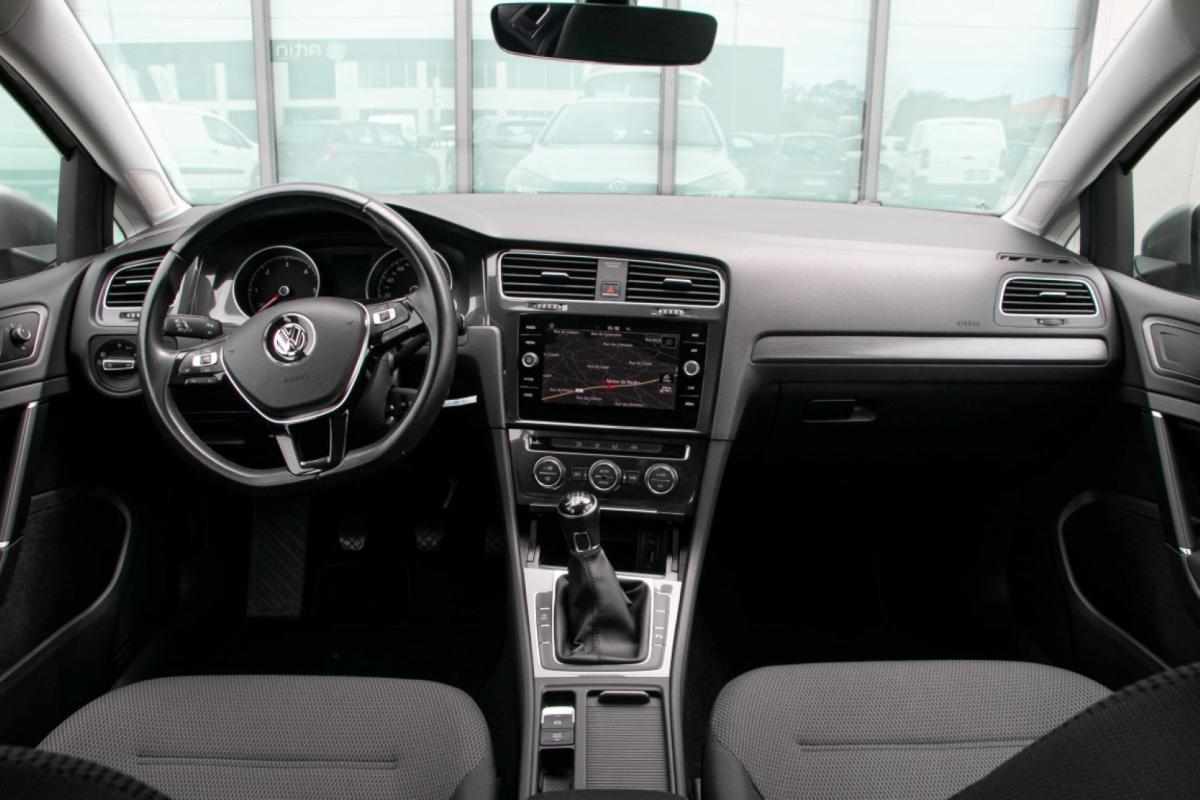 volkswagen-golf-variant-1-6-tdi-2017-diesel-1600cc