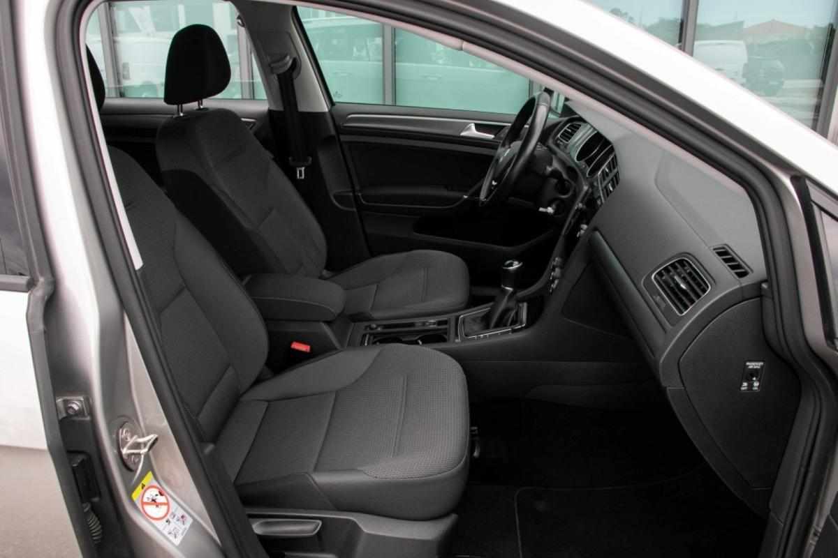volkswagen-golf-variant-1-6-tdi-2017-diesel-1600cc
