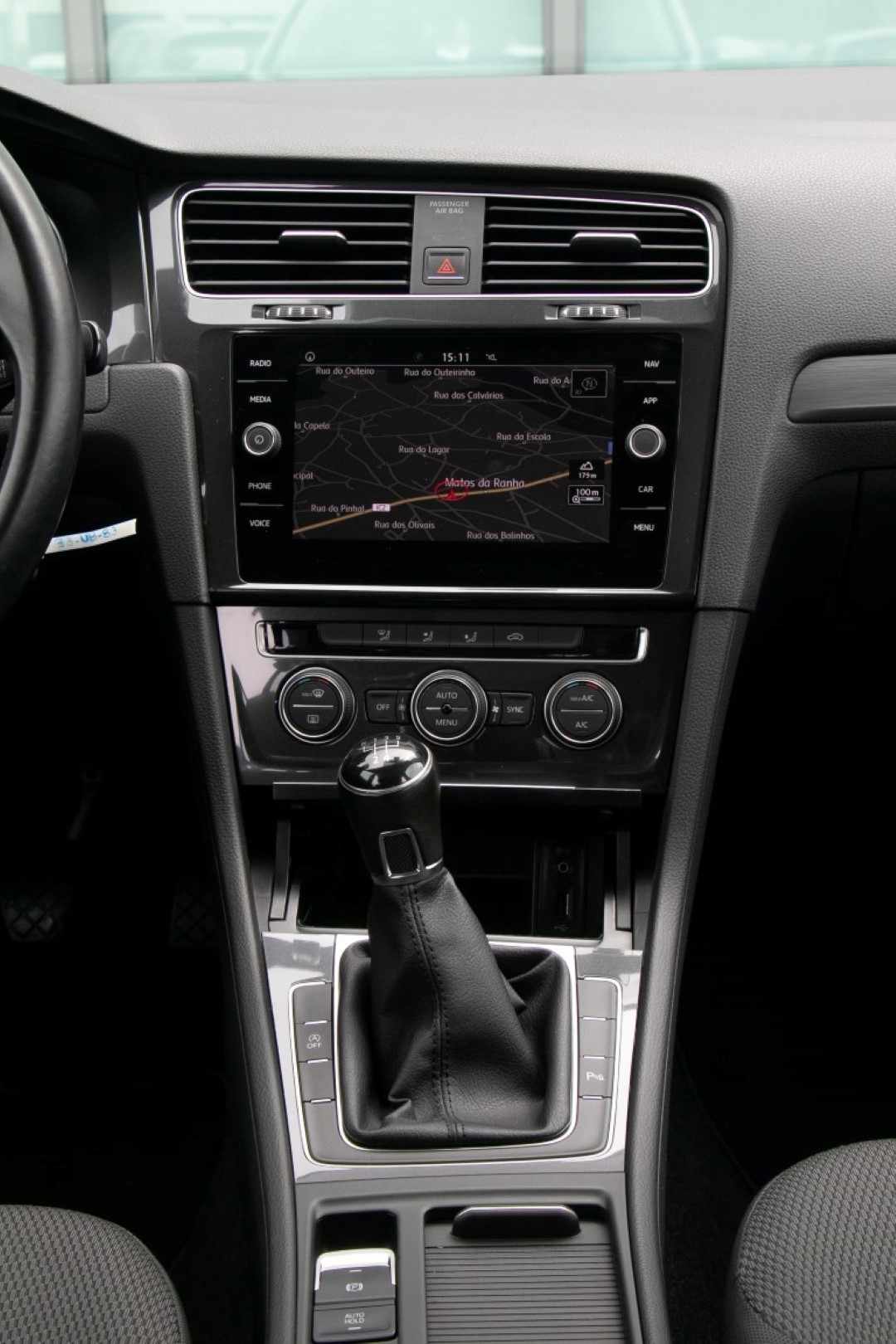 volkswagen-golf-variant-1-6-tdi-2017-diesel-1600cc