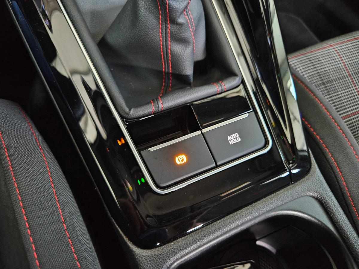 volkswagen-golf-2-0-tsi-2022-gasolina-1984cc