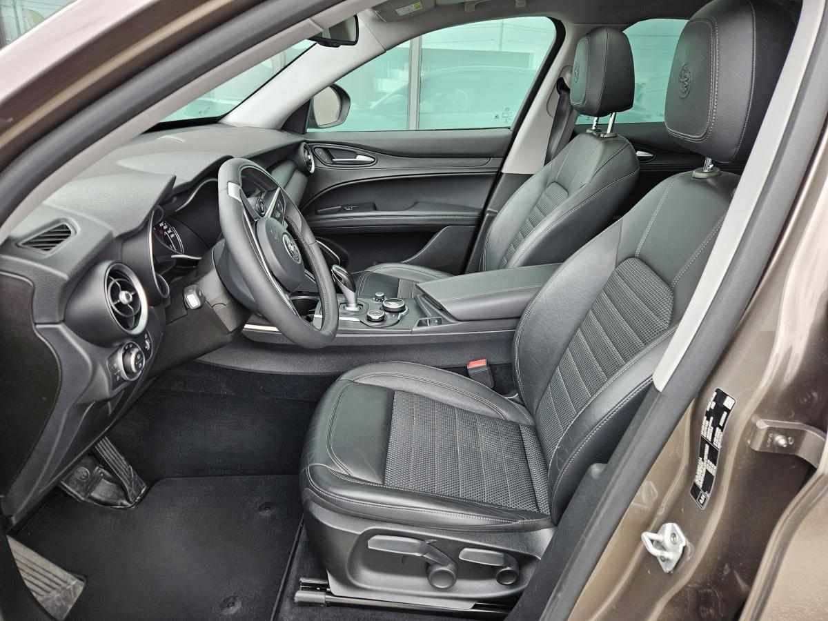 alfa-romeo-stelvio-2-2-jtdm-2018-diesel-2143cc