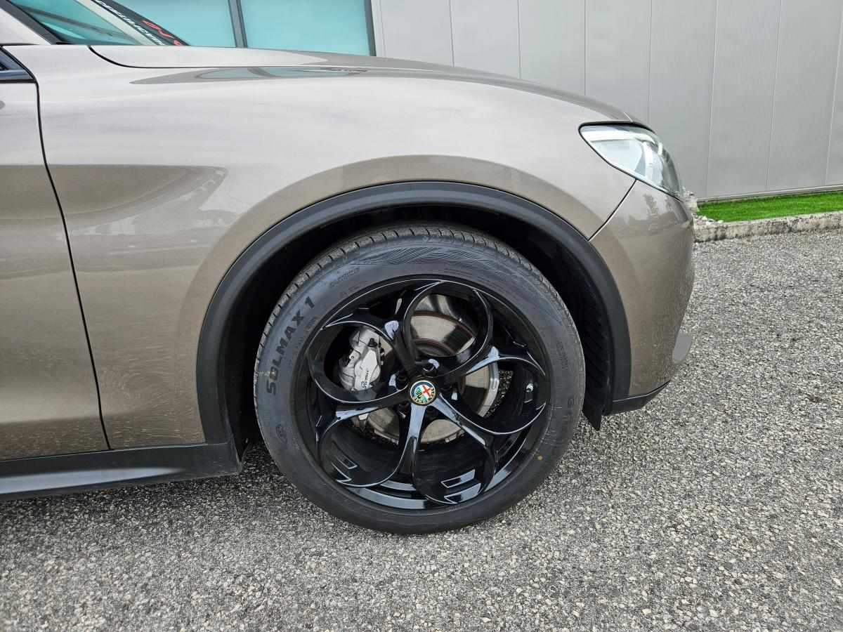 alfa-romeo-stelvio-2-2-jtdm-2018-diesel-2143cc