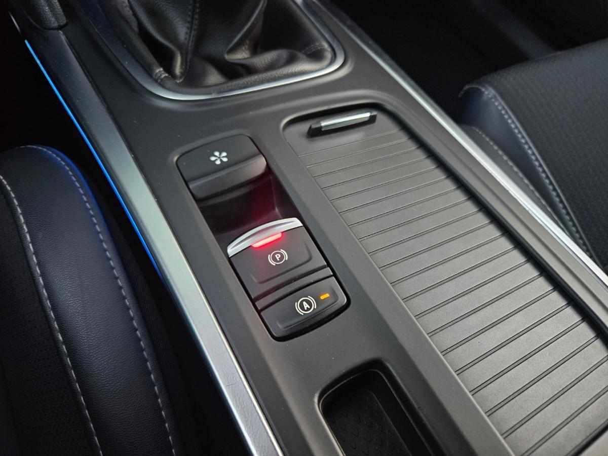 renault-megane-1-5-blue-dci-2021-diesel-1461cc