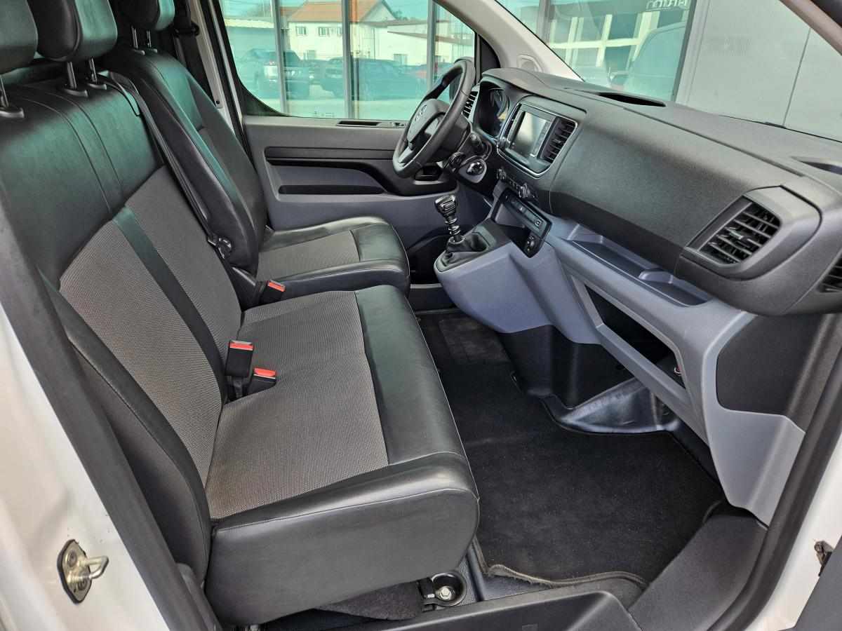 opel-vivaro-2-5-cdti-2020-diesel-1499cc