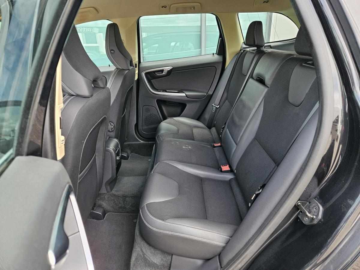 volvo-xc60-2-0-polestar-d3-2013-diesel-1984cc