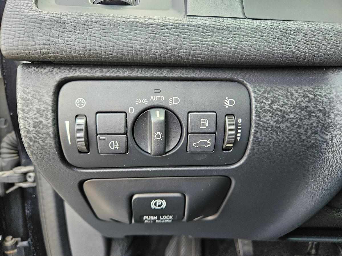 volvo-xc60-2-0-polestar-d3-2013-diesel-1984cc