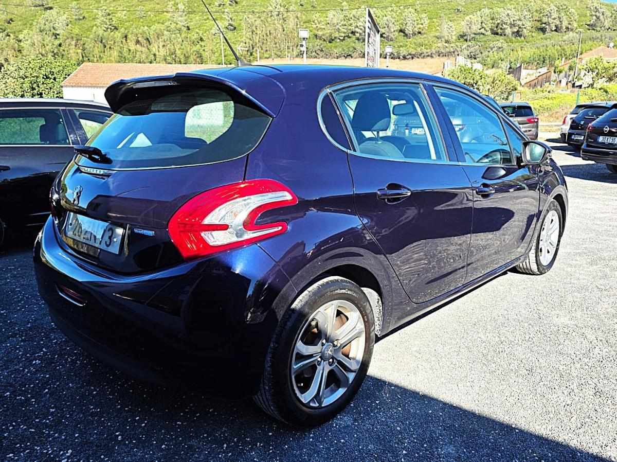 peugeot-208-2015-diesel-1560cc