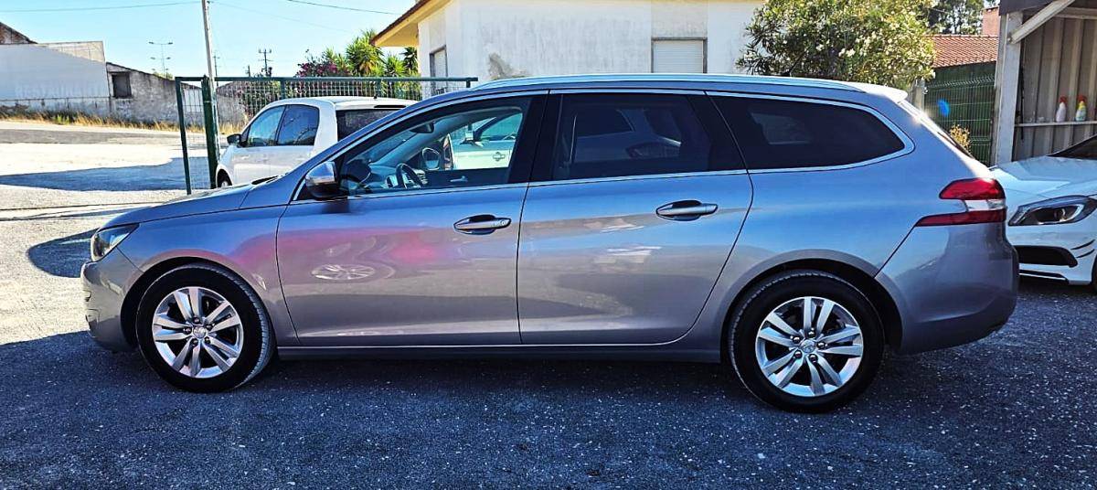 peugeot-308-sw-2015-diesel-1560cc