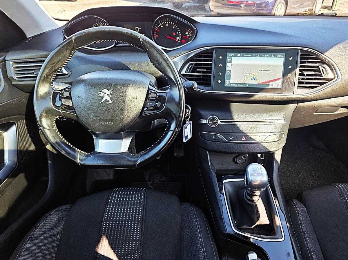 peugeot-308-sw-2015-diesel-1560cc