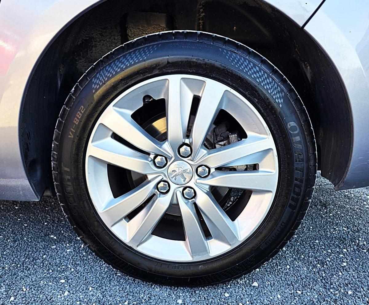 peugeot-308-sw-2015-diesel-1560cc