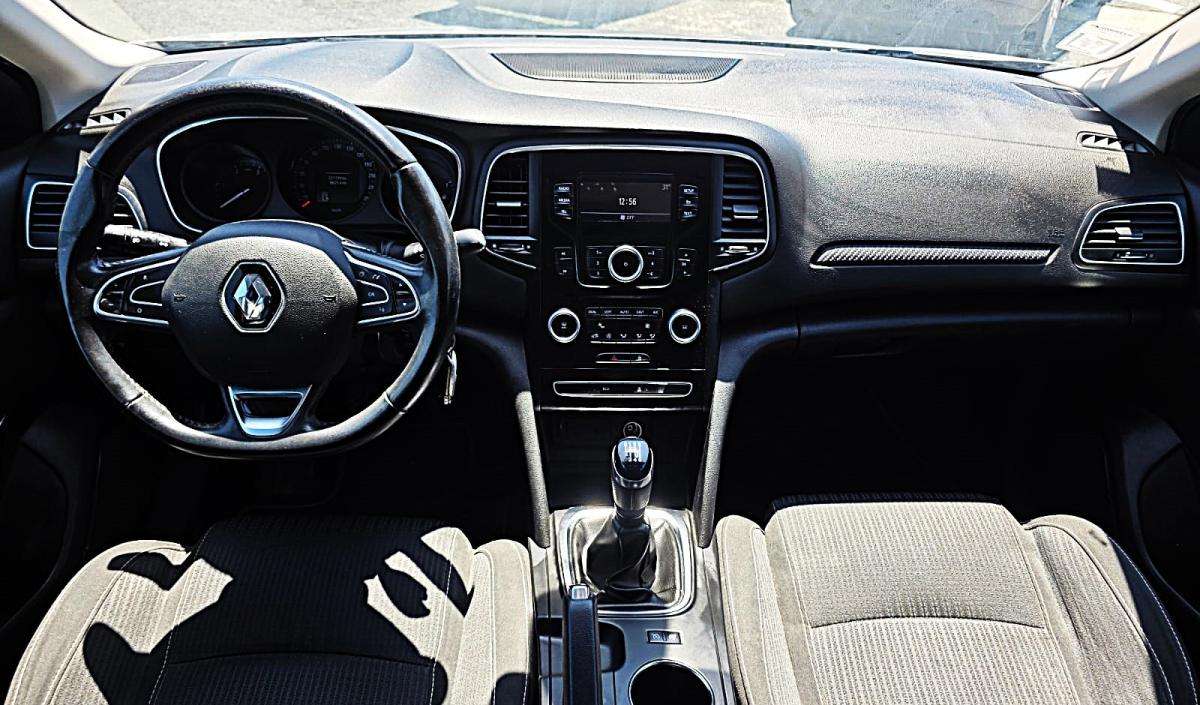 renault-megane-sport-tourer-2018-diesel-1461cc