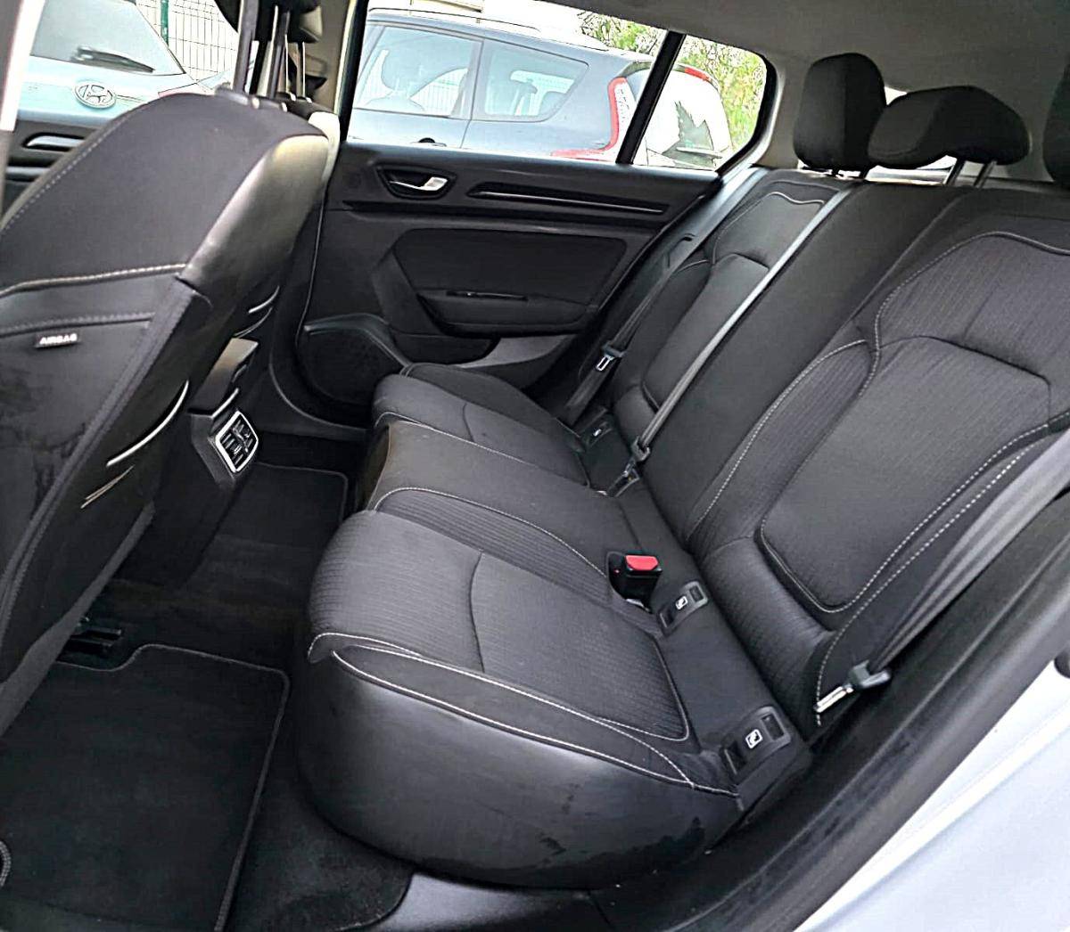 renault-megane-sport-tourer-2017-diesel-1461cc