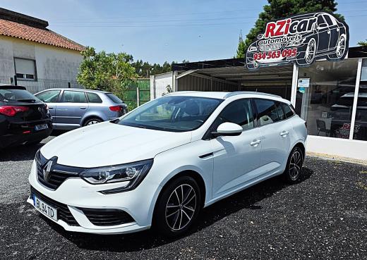 renault-megane-sport-tourer-2019-diesel-1461cc
