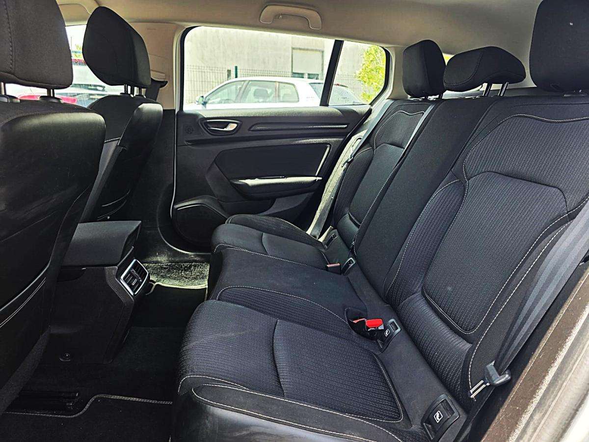 renault-megane-sport-tourer-2019-diesel-1461cc
