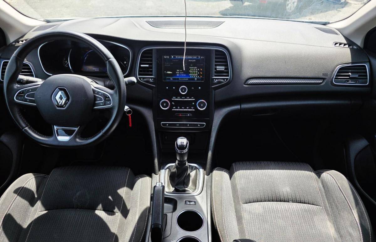 renault-megane-sport-tourer-2019-diesel-1461cc