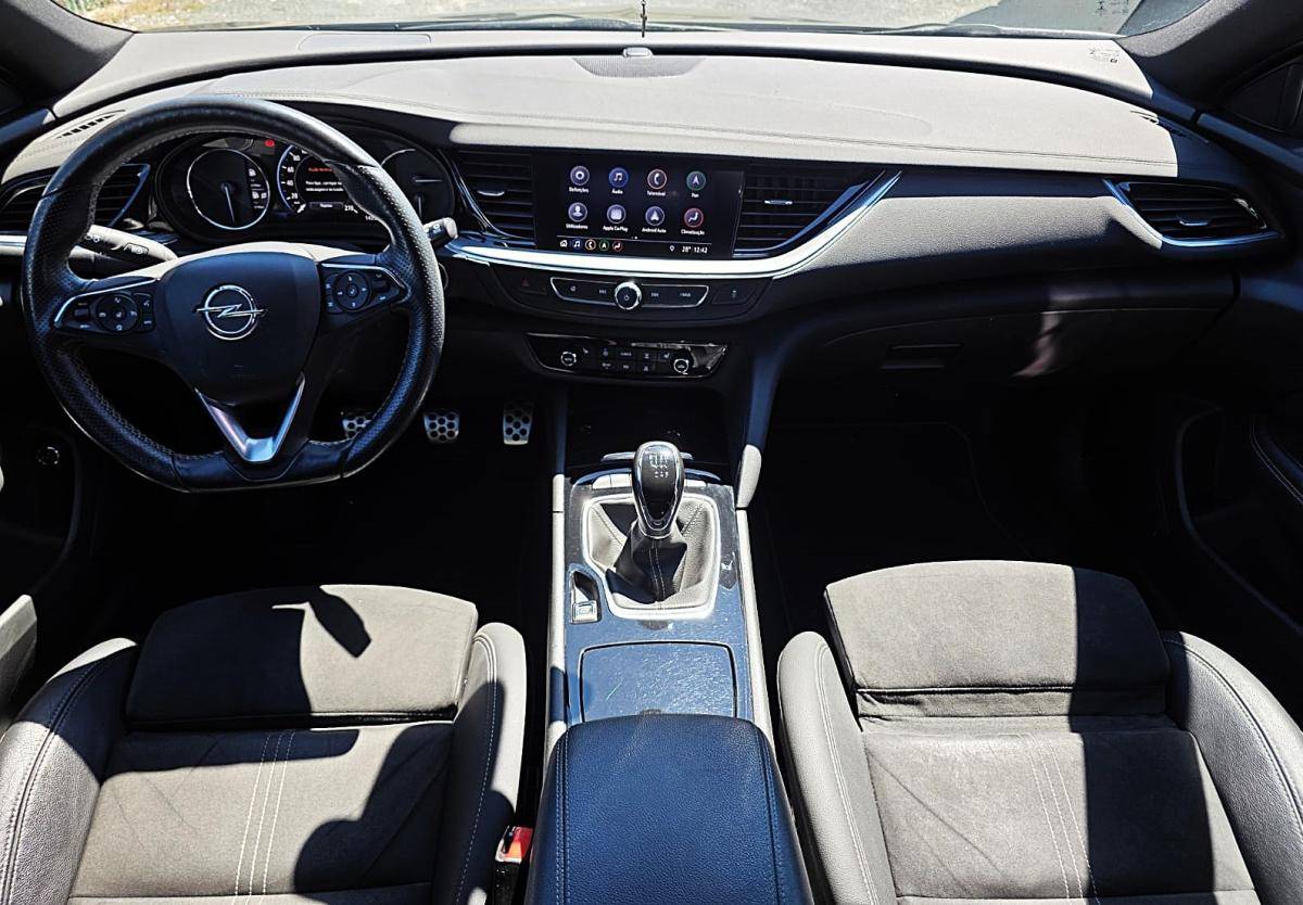 opel-insignia-sports-tourer-2020-diesel-1496cc