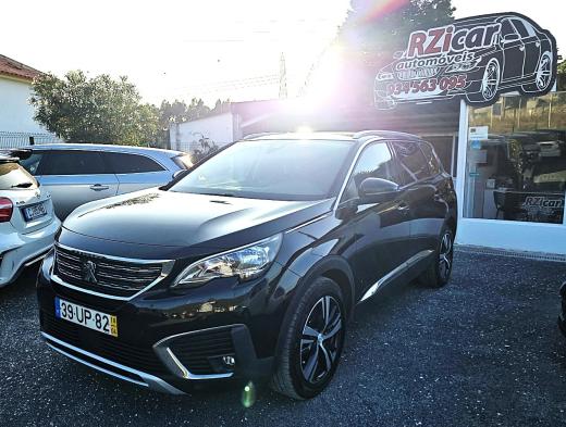 peugeot-5008-2018-diesel-1499cc