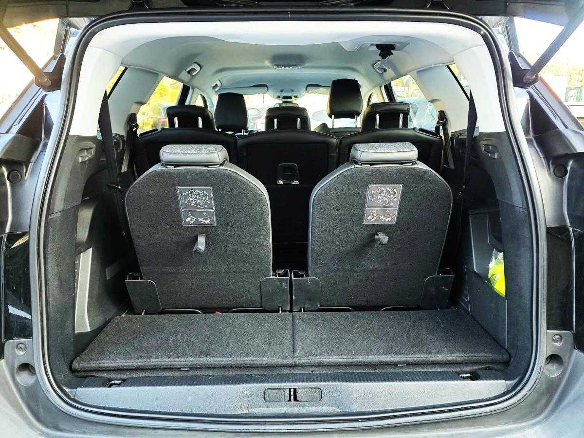 peugeot-5008-2018-diesel-1499cc