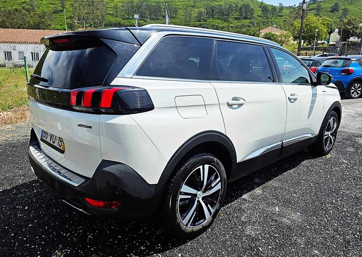 peugeot-5008-2018-diesel-1499cc