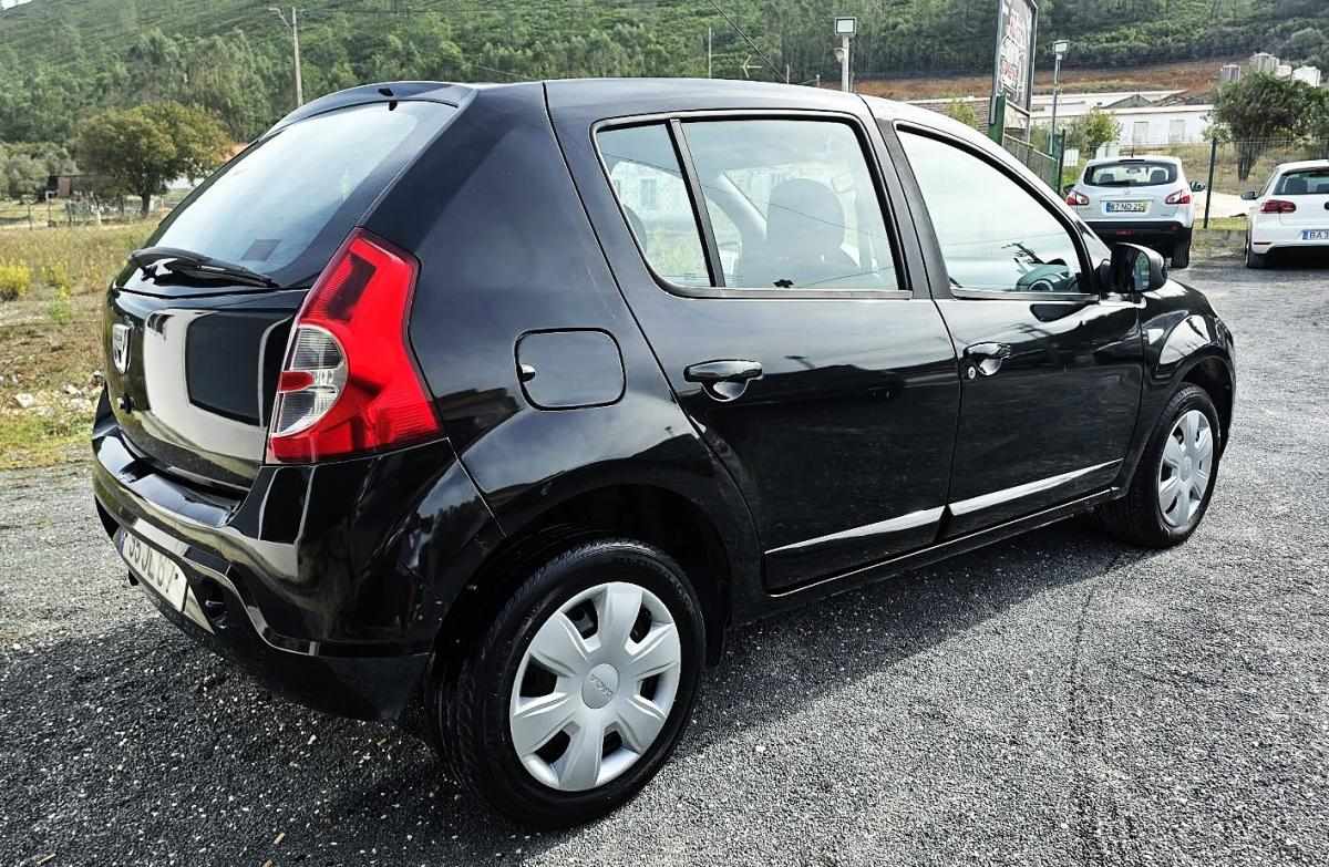 dacia-sandero-2010-gasolina-1149cc