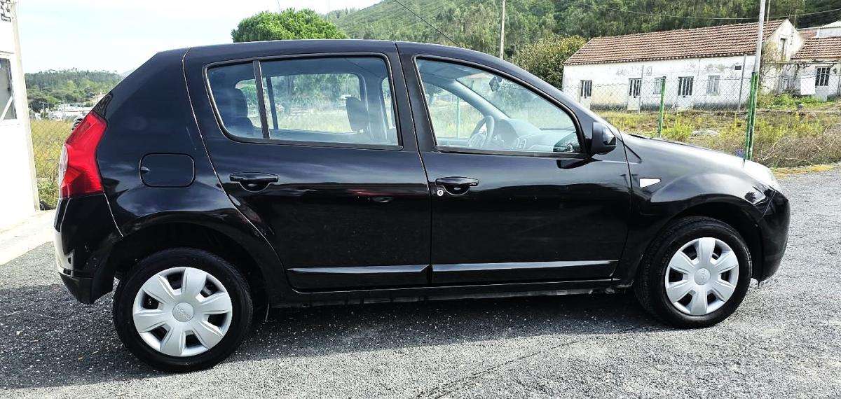 dacia-sandero-2010-gasolina-1149cc
