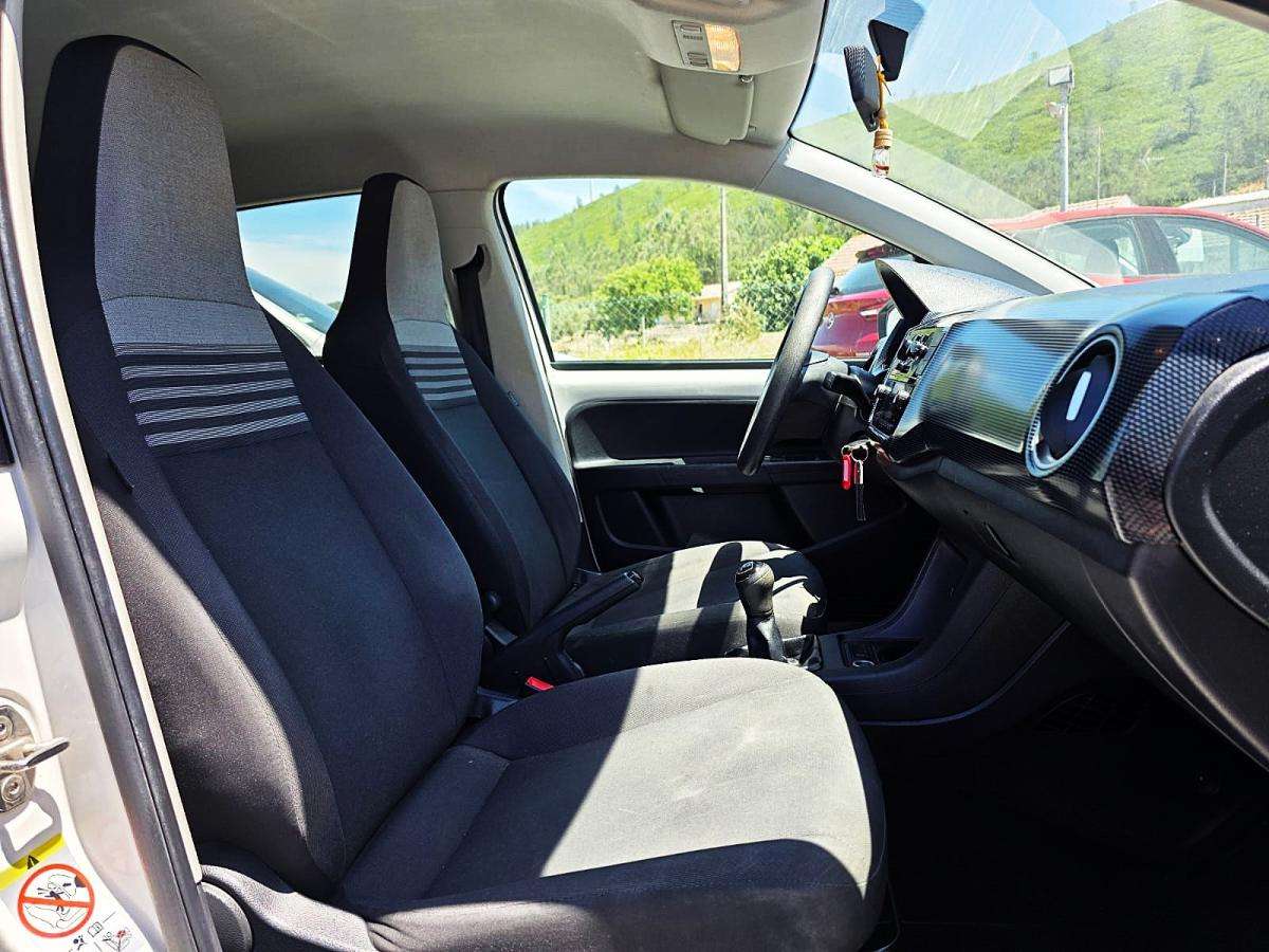 volkswagen-up-2018-gasolina-999cc