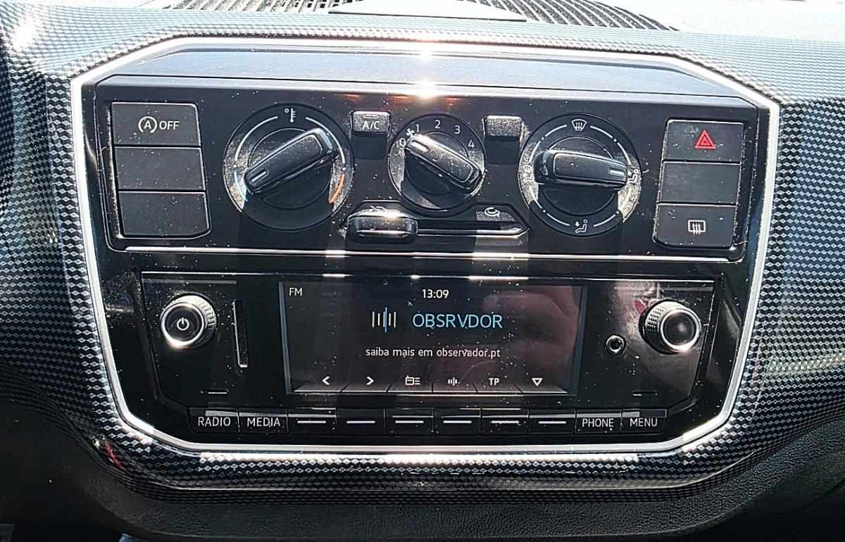 volkswagen-up-2018-gasolina-999cc