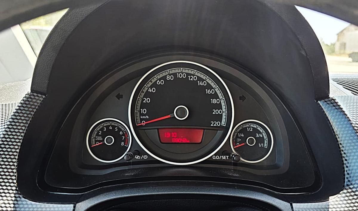 volkswagen-up-2018-gasolina-999cc