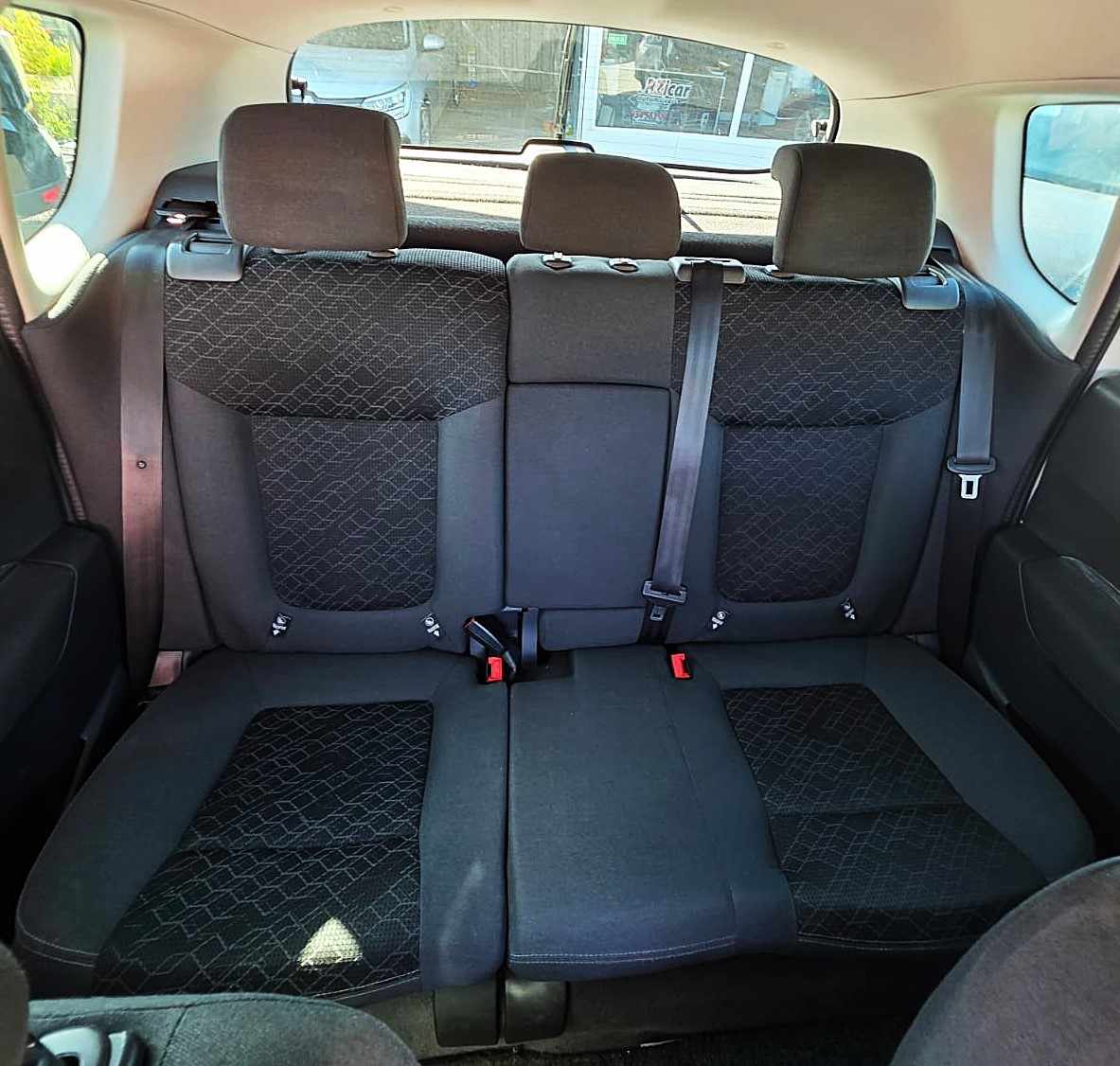 peugeot-3008-2014-diesel-1560cc