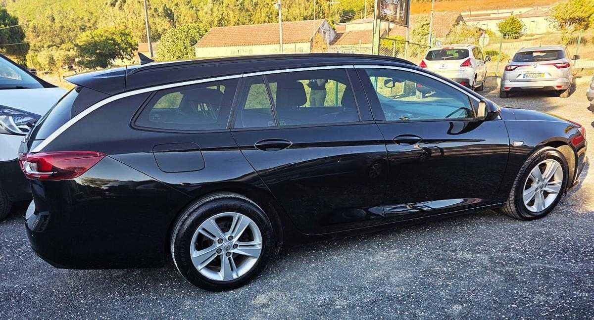 opel-insignia-sports-tourer-2018-diesel-1598cc