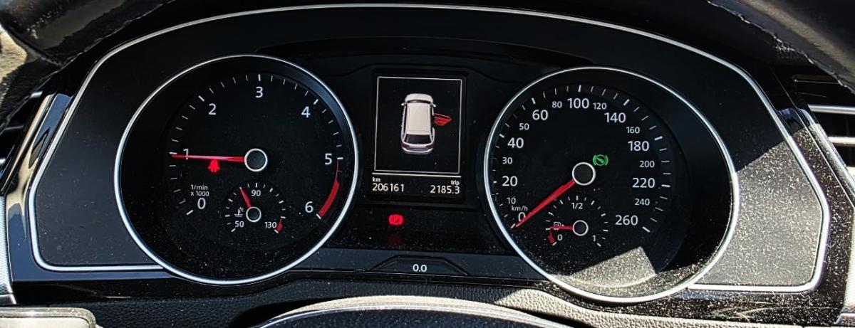 volkswagen-passat-variant-2016-diesel-1598cc