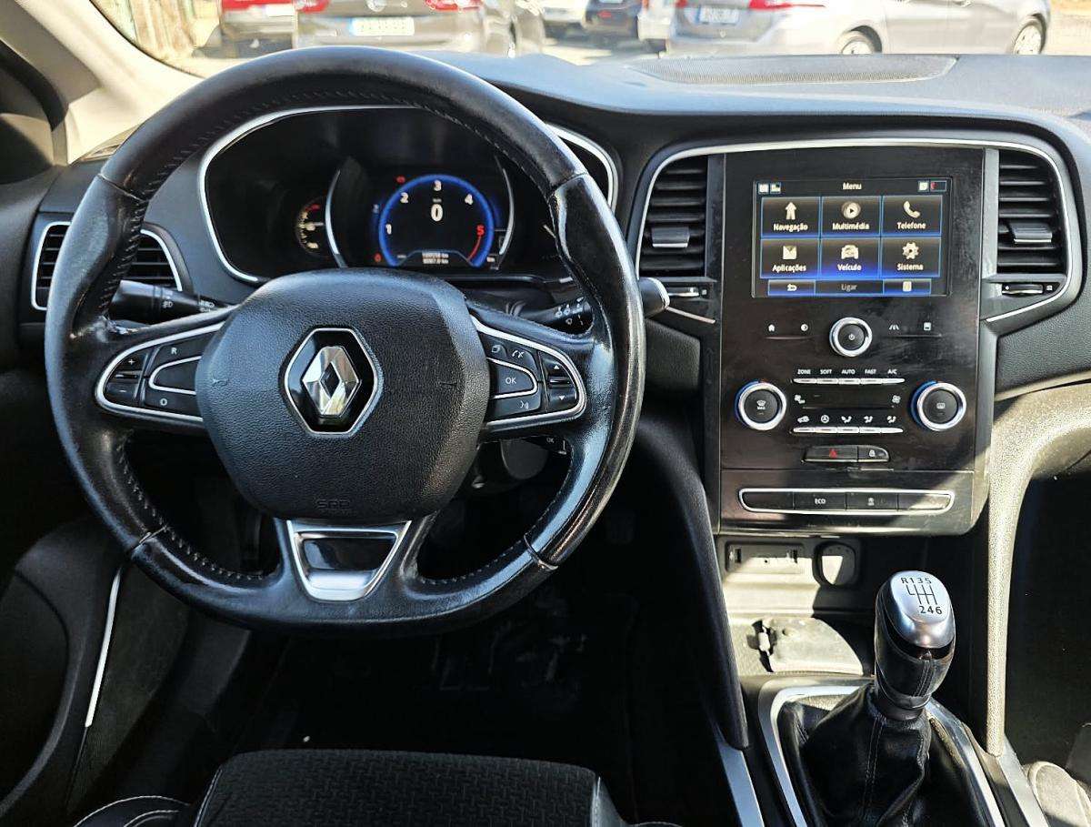 renault-megane-sport-tourer-2016-diesel-1461cc