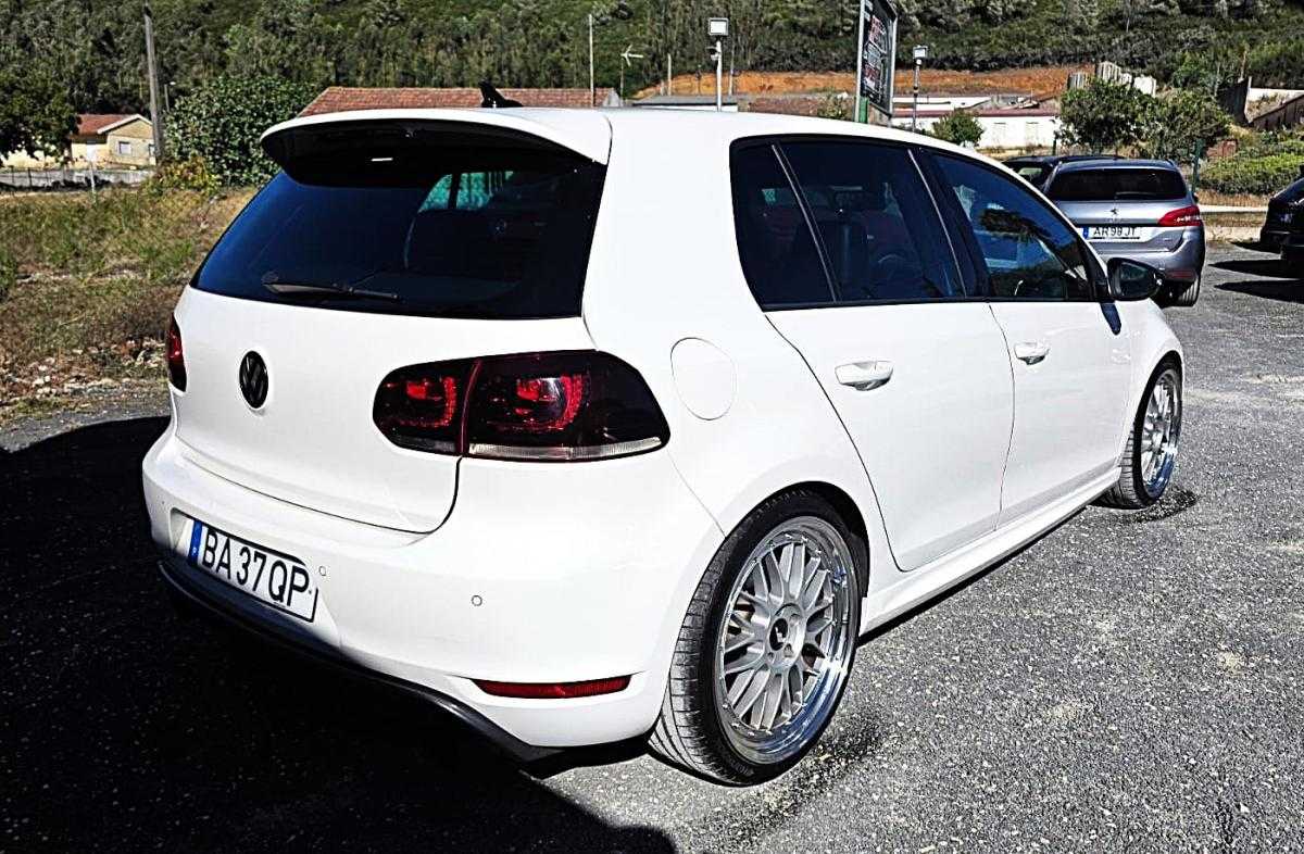 volkswagen-golf-2012-gasolina-1984cc