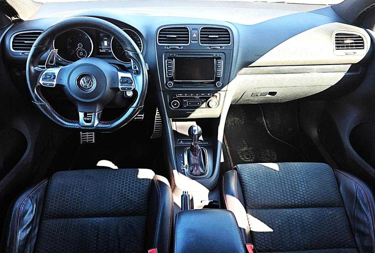 volkswagen-golf-2012-gasolina-1984cc